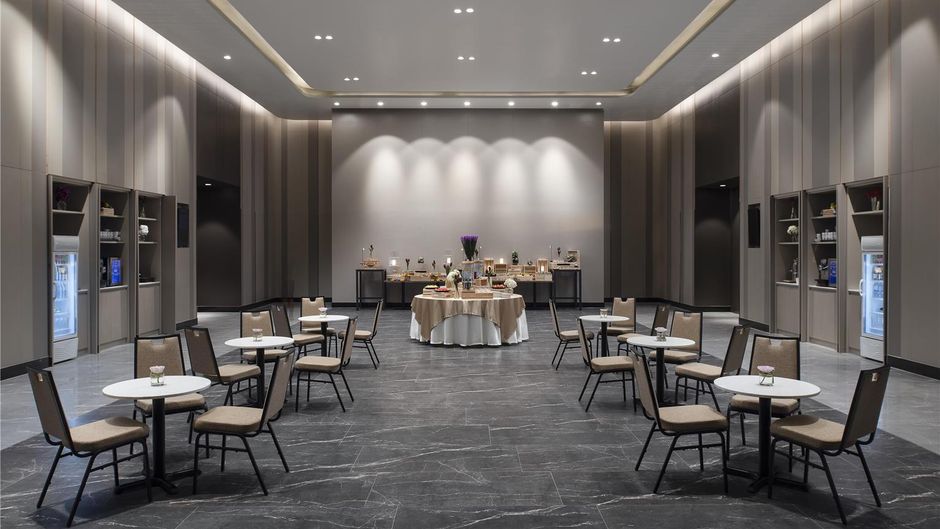 Avani Sukhumvit Bangkok Hotel Meeting