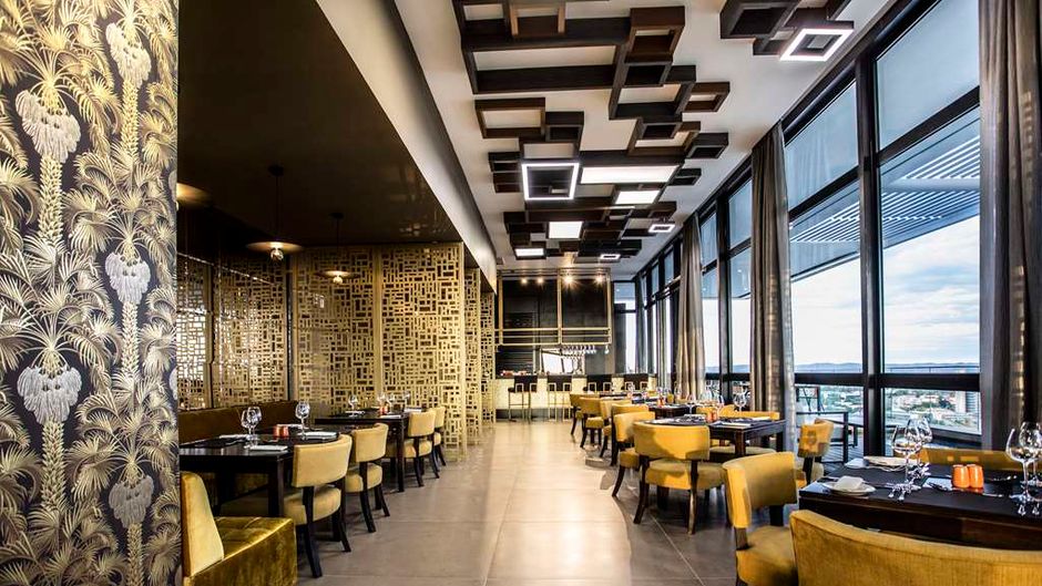 Avani Windhoek Hotel & Casino Restaurant
