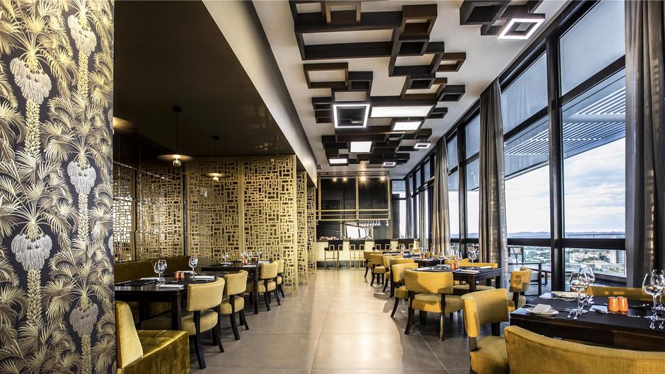 Avani Windhoek Hotel & Casino Restaurant
