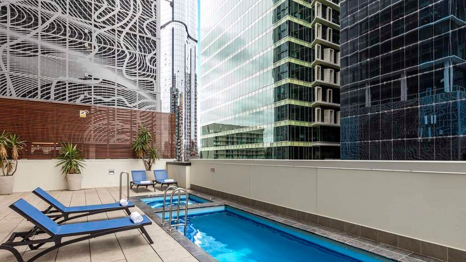 iStay RiverCity Pool