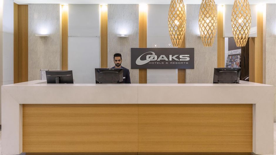 Oaks Embassy Suites Lobby