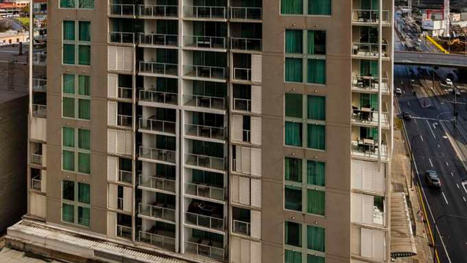 Oaks Horizons Suites Exterior