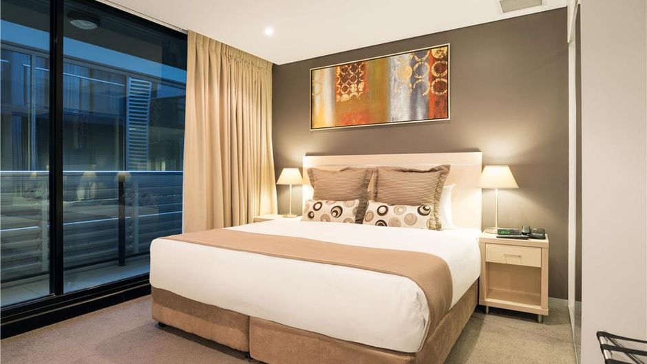 Oaks Horizons Suites Room