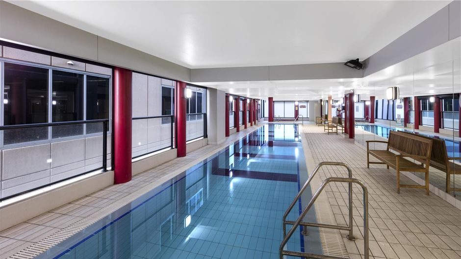 Oaks Horizons Suites Pool
