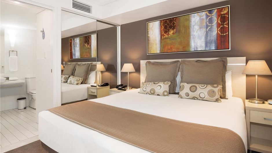 Oaks Horizons Suites Room