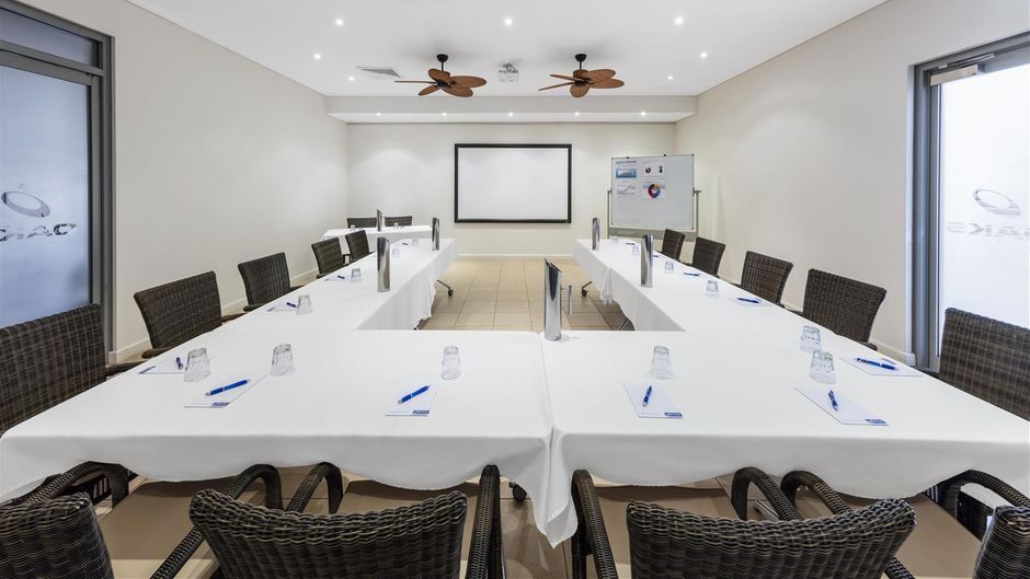 Oaks Broome Meeting