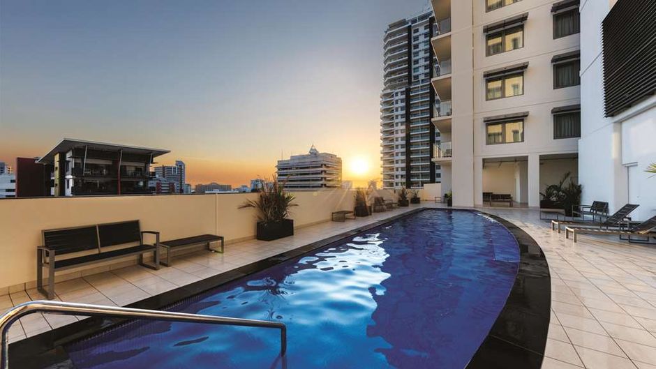 Oaks Elan Darwin Pool