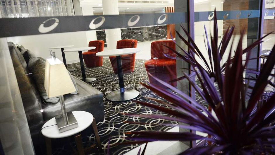 Oaks Gladstone Grand Hotel Lobby