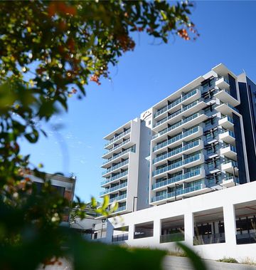 Oaks Gladstone Grand Hotel