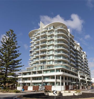 Oaks Glenelg Liberty Suites