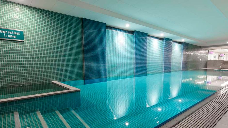 Oaks Glenelg Plaza Pier Suites Pool
