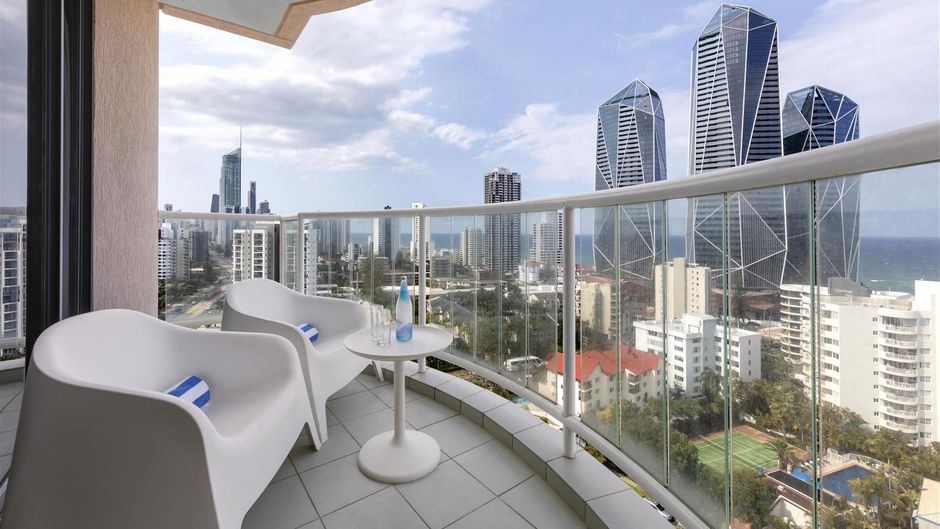 Oaks Gold Coast Hotel Room
