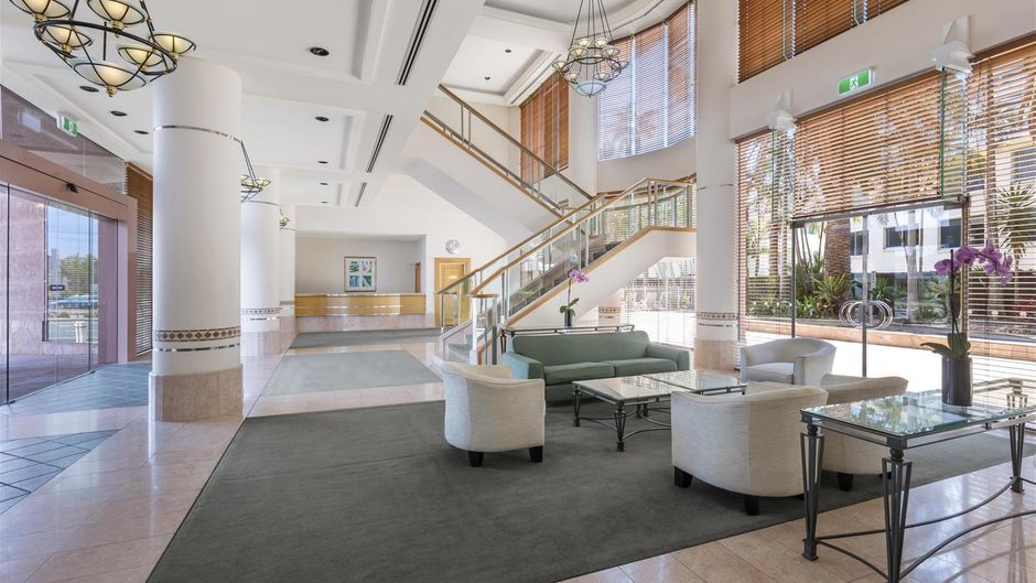 Oaks Gold Coast Hotel Lobby