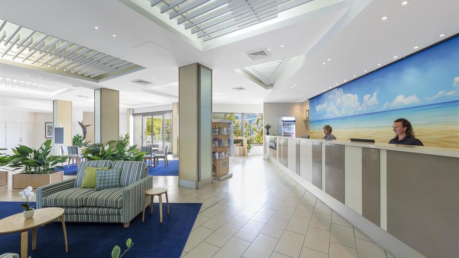 Oaks Hervey Bay Resort and Spa Lobby