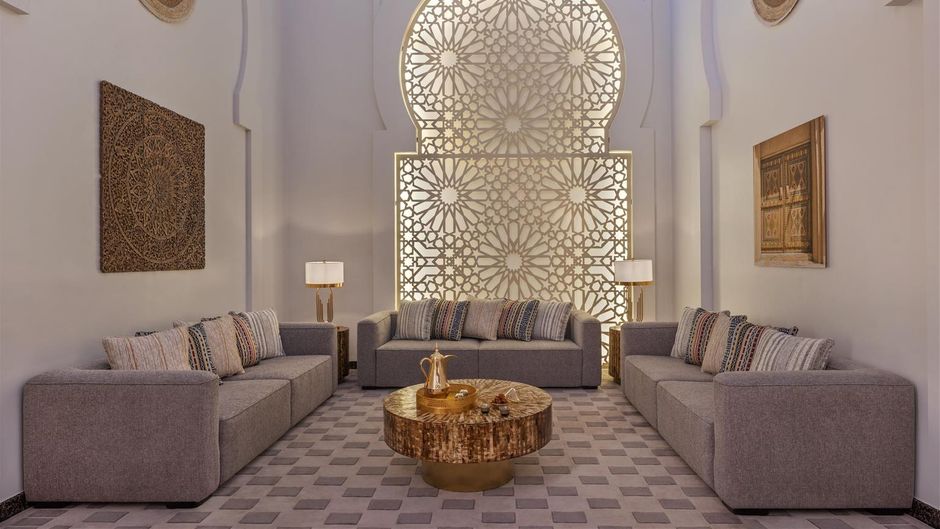 Oaks Ibn Battuta Gate Dubai Lobby