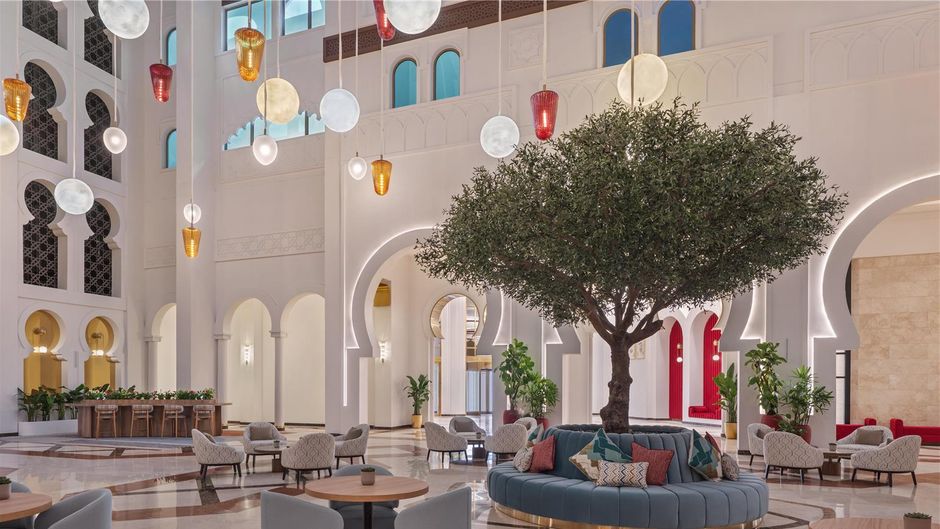 Oaks Ibn Battuta Gate Dubai Lobby