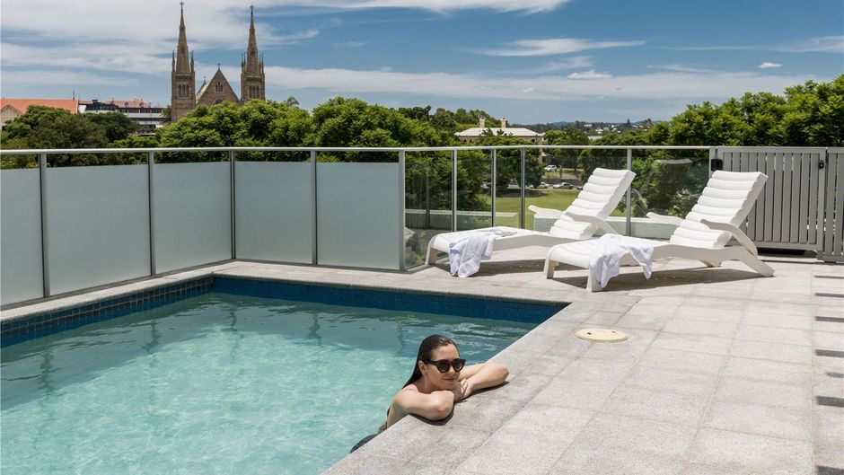 Oaks Ipswich Aspire Suites Pool