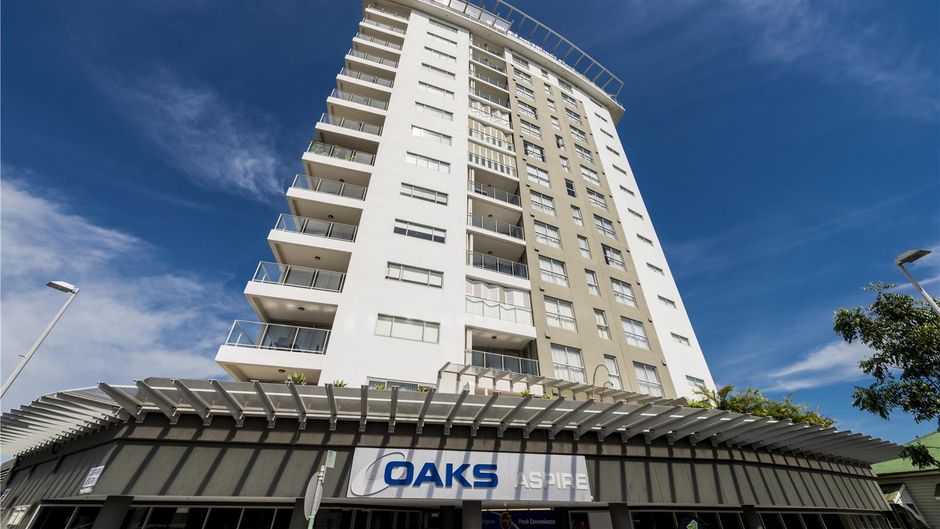 Oaks Ipswich Aspire Suites Exterior