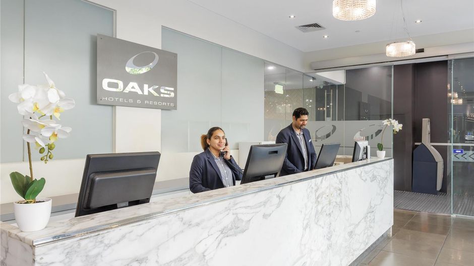 Oaks Melbourne on Collins Street Lobby