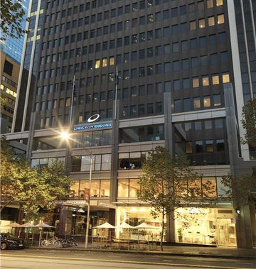 Oaks Melbourne on Collins Street