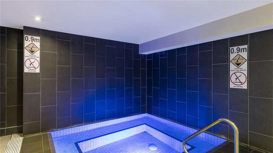 Oaks Melbourne on Market Hotel Spa