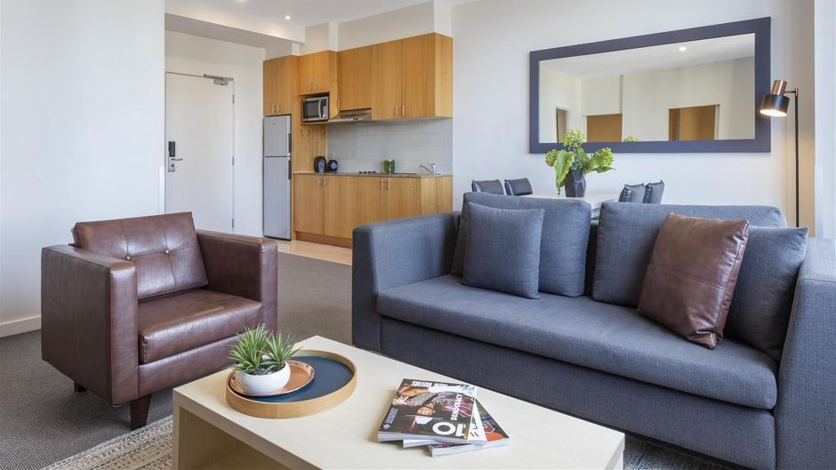 Oaks Melbourne on Market Hotel Room