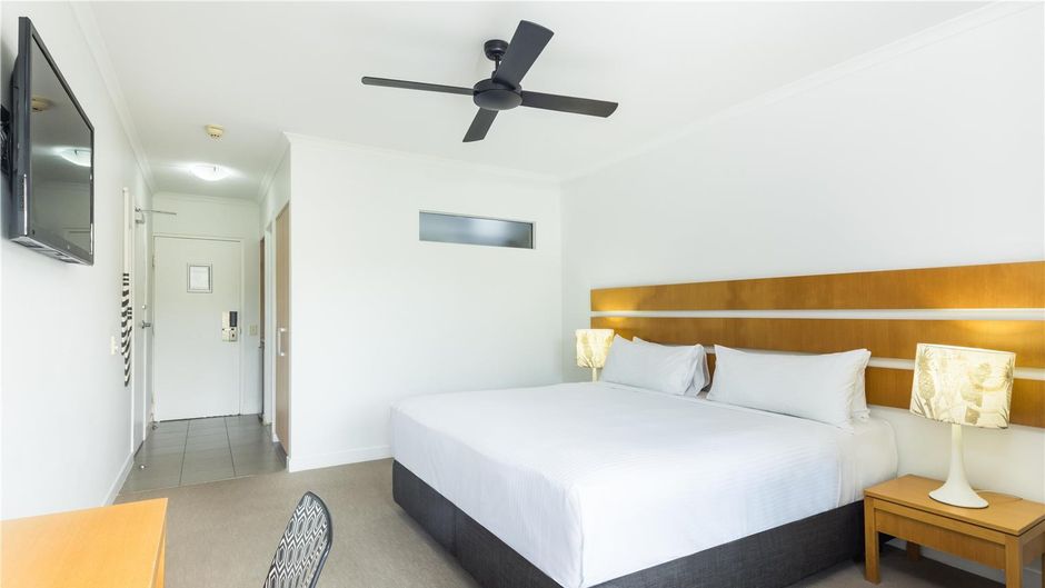 Oaks Port Douglas Resort Room