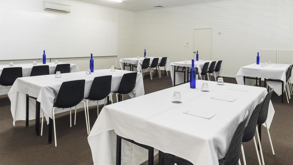 Oaks Port Douglas Resort Meeting