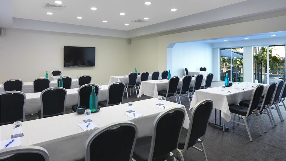 Oaks Sunshine Coast Oasis Resort Meeting