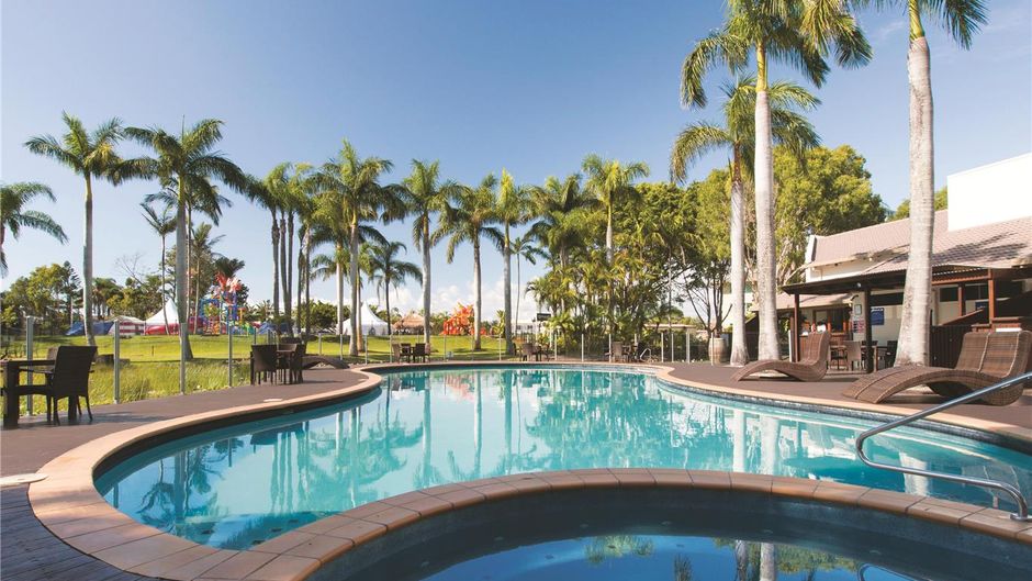 Oaks Sunshine Coast Oasis Resort Pool