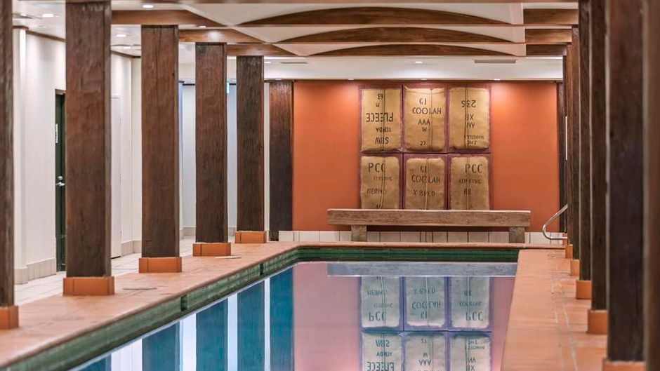 Oaks Sydney Goldsbrough Suites Pool