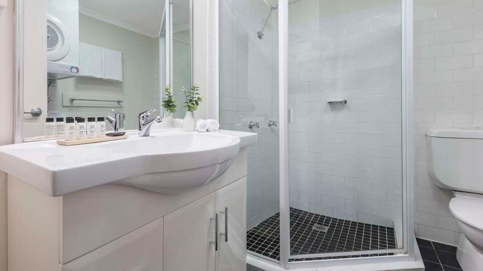 Oaks Sydney Goldsbrough Suites Room
