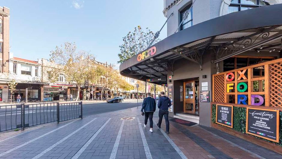 Oaks Sydney Hyde Park Suites Exterior