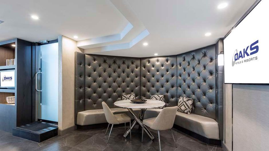 Oaks Sydney Hyde Park Suites Lobby
