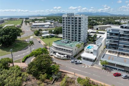 Oaks Townsville Metropole Hotel