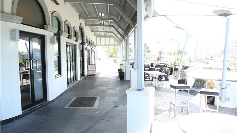 Oaks Townsville Metropole Hotel Restaurant