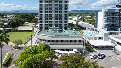 Oaks Townsville Metropole Hotel