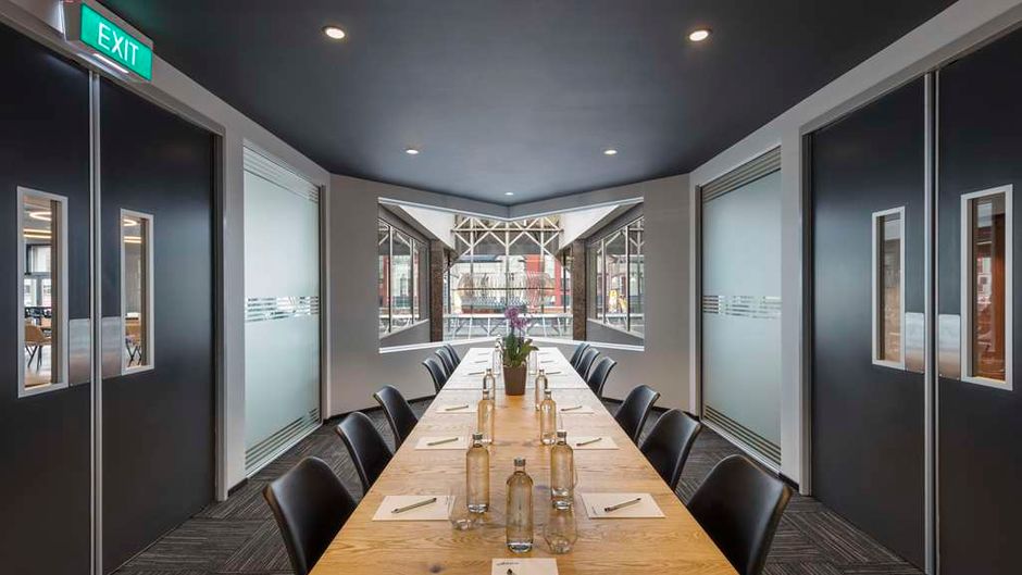 Oaks Wellington Hotel Meeting