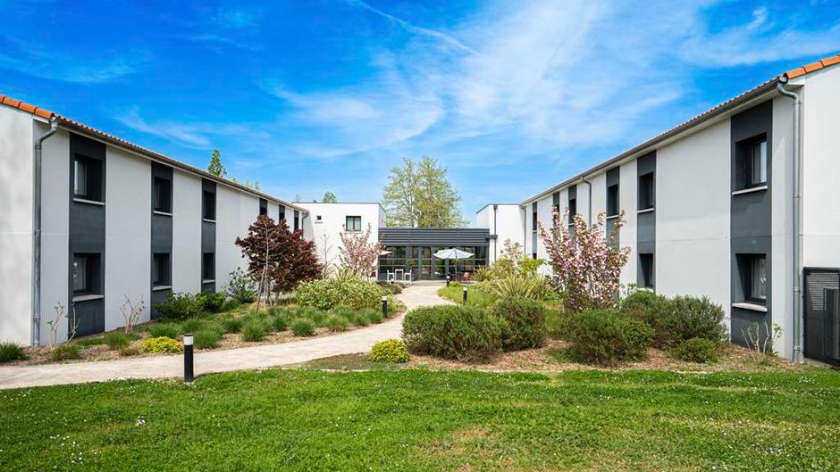 Sure Hotel by BW Les Portes de Montauban Exterior