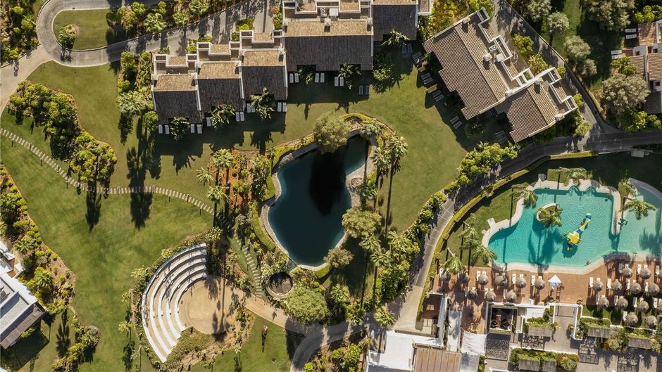 SO Sotogrande Spa & Golf Resort Hotel Exterior