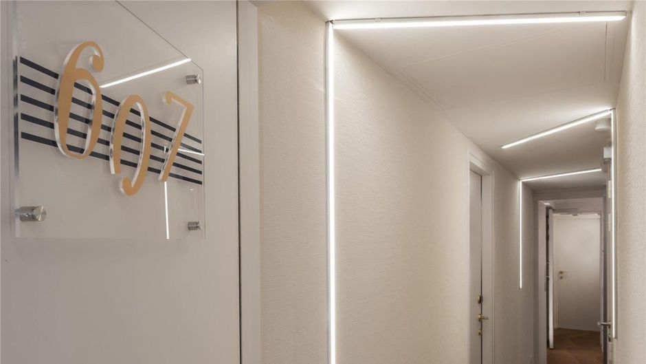 Mercure Paris Lafayette Room