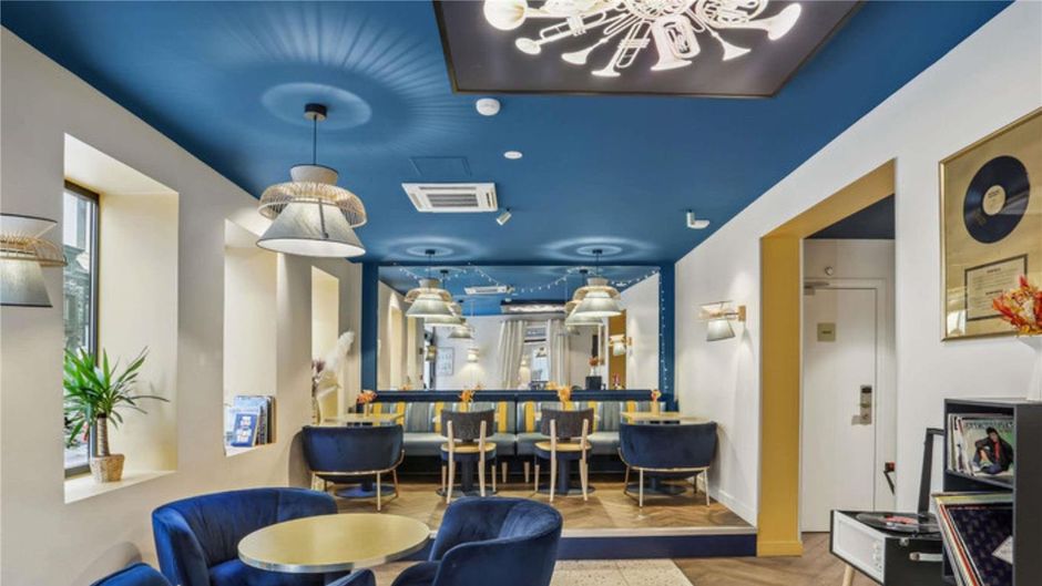 Mercure Paris Lafayette Exterior