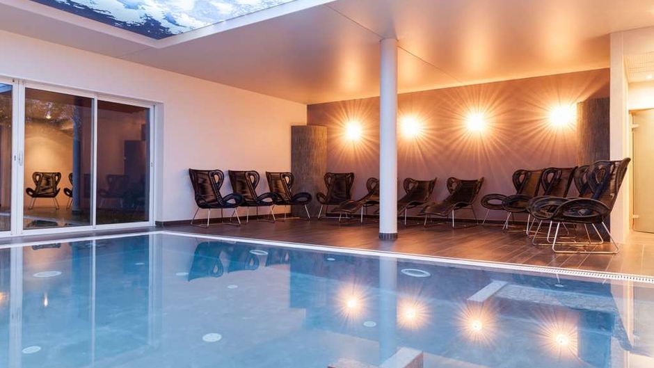 Charme Hotel Audincourt Pool