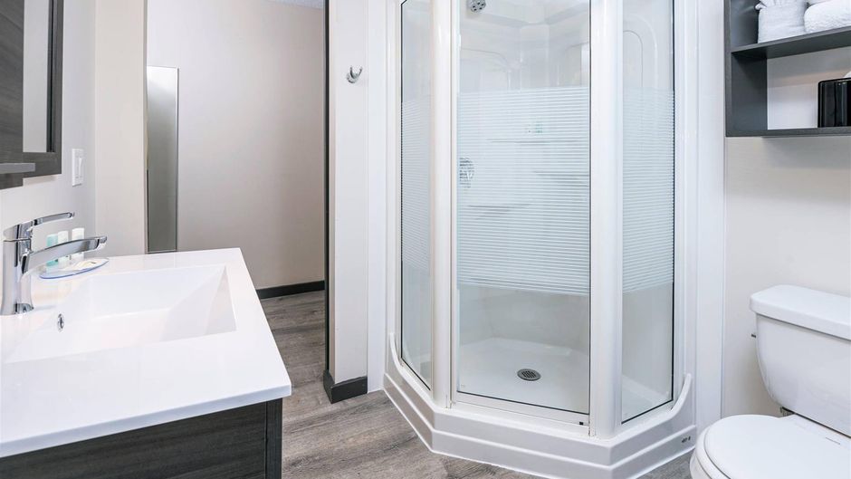 Quality Inn & Conference Centre Kingston Suite