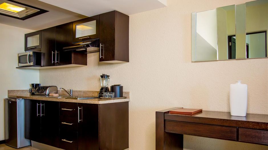 Casa Dorada Los Cabos Resort & Spa Suite
