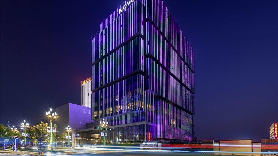 Novotel Xian Xixian Exterior