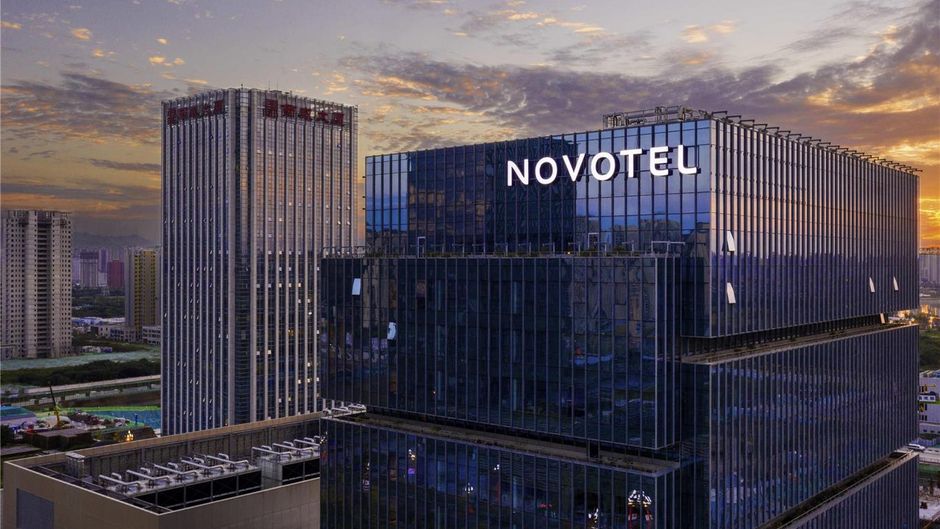 Novotel Xian Xixian Exterior