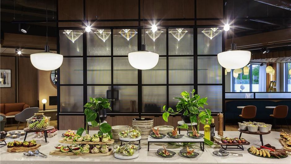 Novotel Cambridge North Restaurant