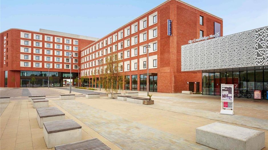 Novotel Cambridge North Exterior
