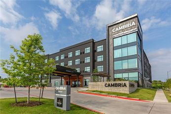 Cambria Hotel Austin Airport